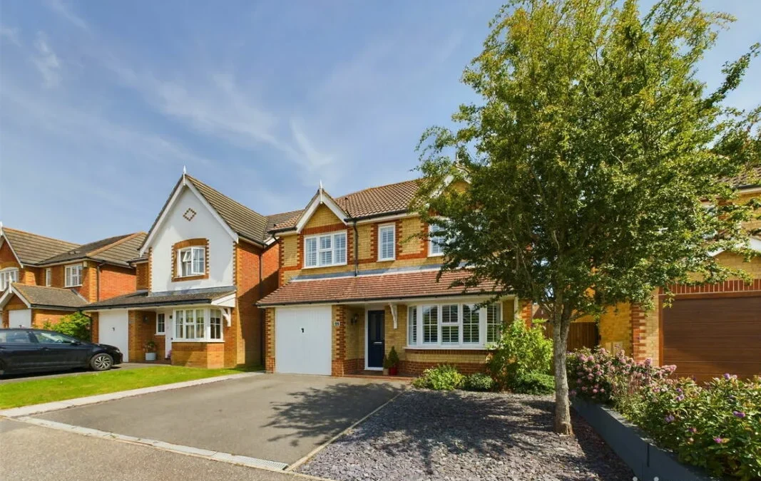 Lambourn Avenue, Stone Cross, Pevensey, East Sussex, BN24