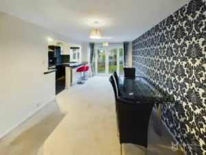 Oaktree Way, Hailsham, East Sussex, BN27