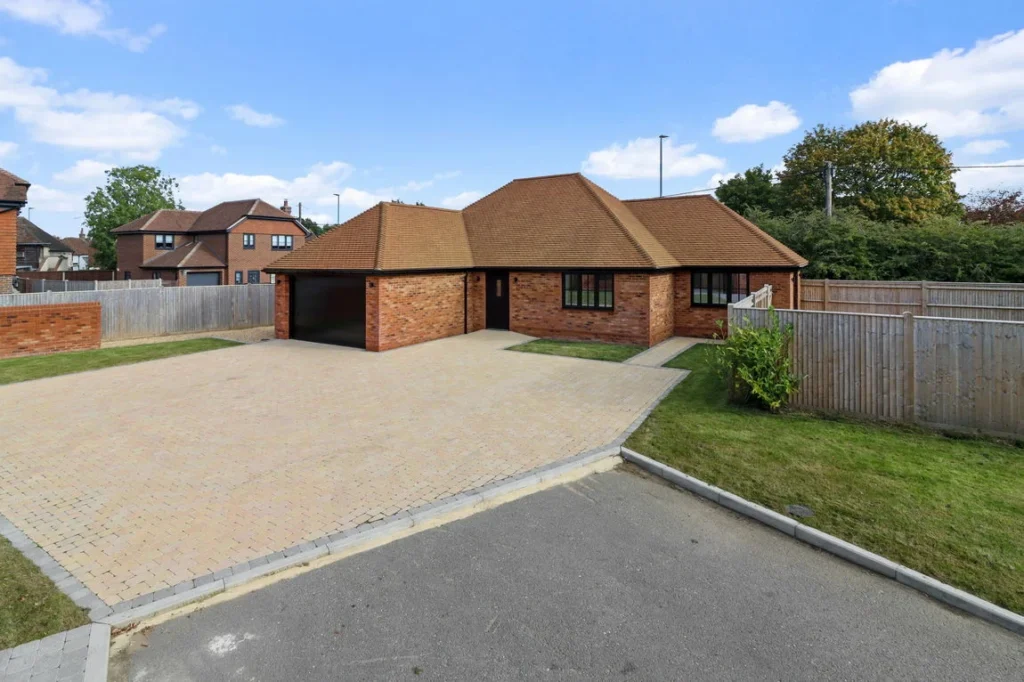 Kestrels View, Hailsham, East Sussex, BN27