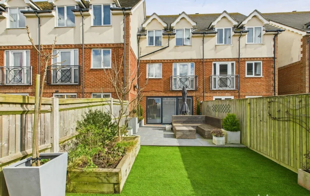 Hobart Quay, Sovereign Harbour North, Eastbourne, East Sussex, BN23