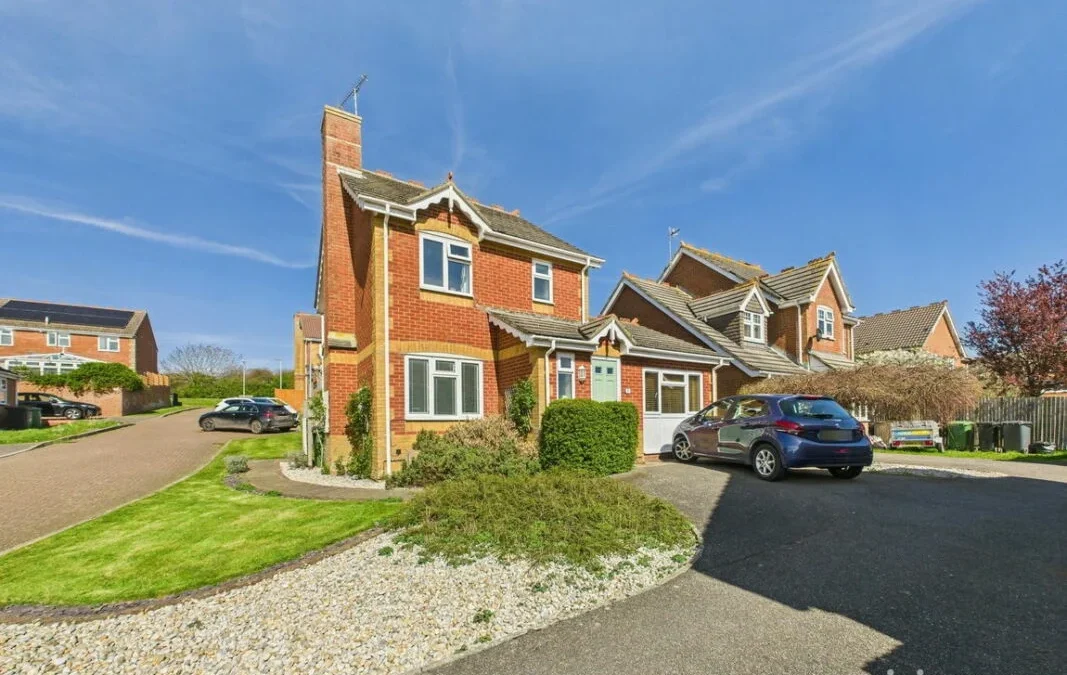 Ifield Mill Close, Stone Cross, Pevensey, East Sussex, BN24