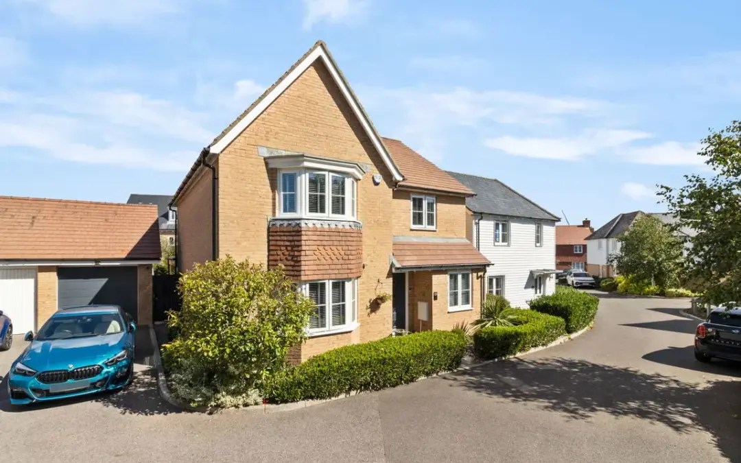 Gatcombe Crescent, Polegate, East Sussex, BN26