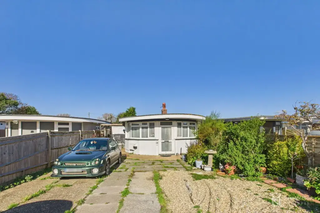 Coast Road, Pevensey Bay, East Sussex, BN24
