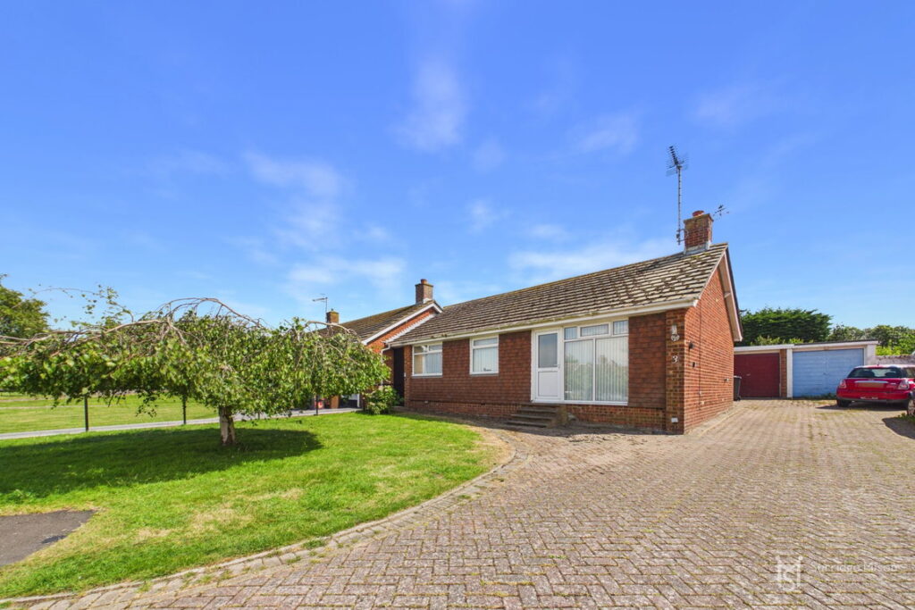 Short Brow Close, Lower Willingdon, Eastbourne, East Sussex, BN22
