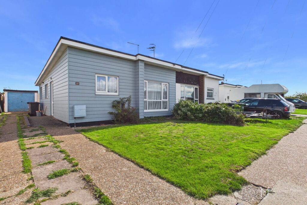 Maresfield Drive, Pevensey Bay, East Sussex, BN24